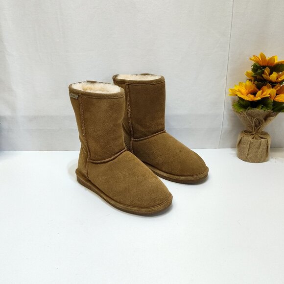Bearpaw Suede Upper Sheepskin Wool Lining 608W-Emma Short US 8 Boots TPR Outsole - Picture 1 of 9